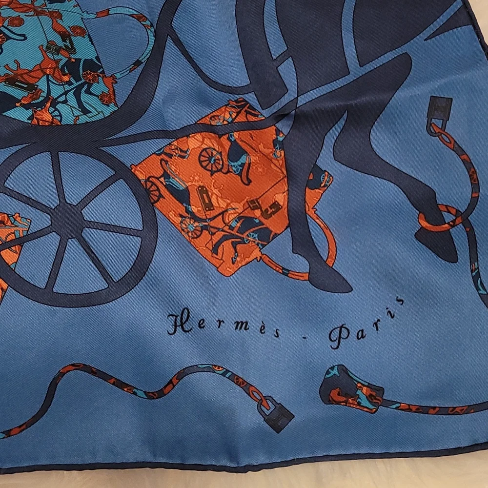 Hermès Kelly scarves - Picture 3 of 5